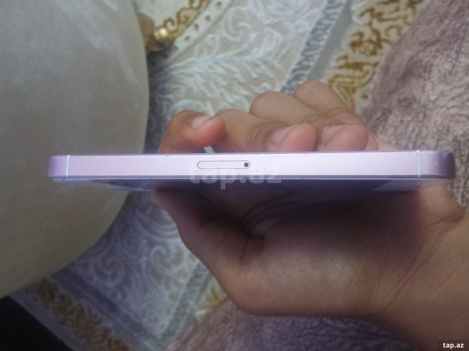 Apple iPhone 5S Gold 64GB (3)