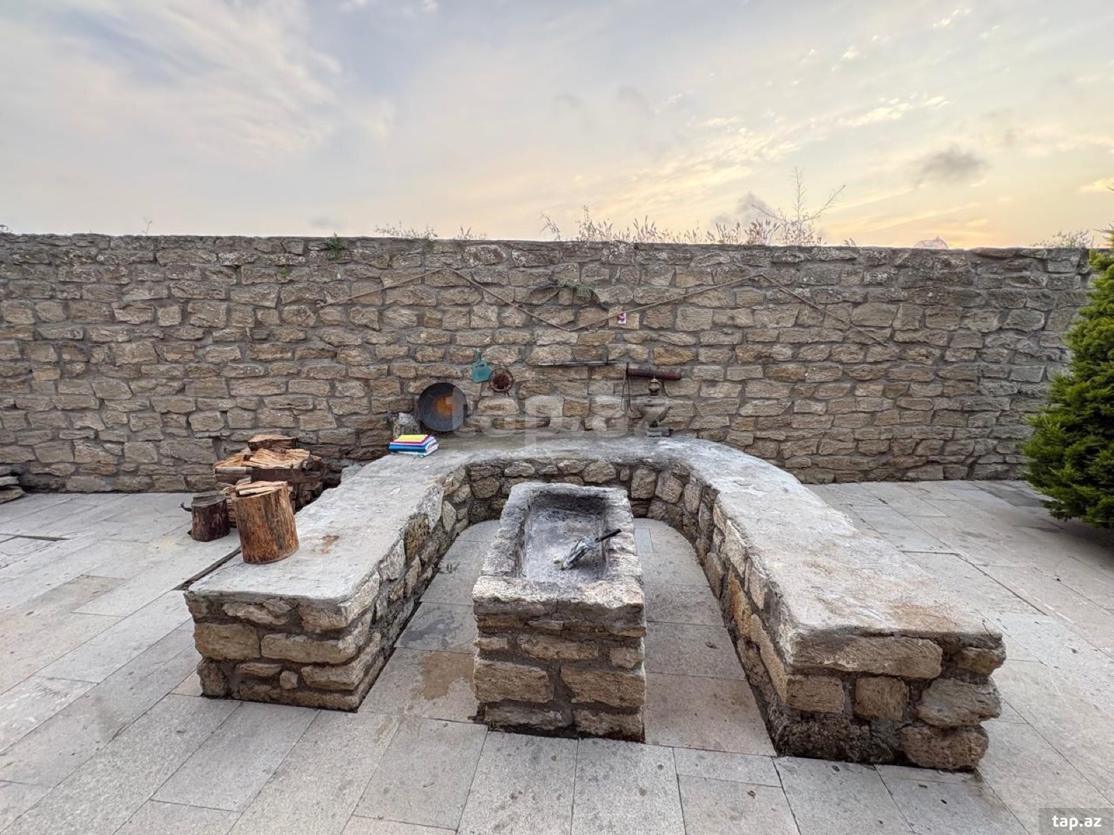 Bağ evi kirayə verilir, Şüvəlan qəs. (8)