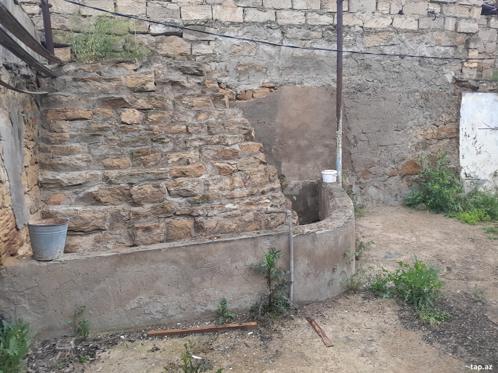 Həyət evi, Əmircan qəs. (4)