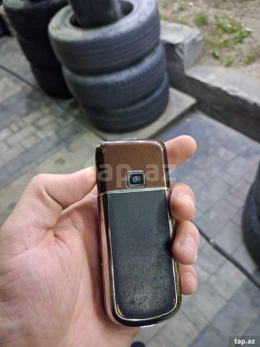 Nokia 8800 Sapphire Arte (3)