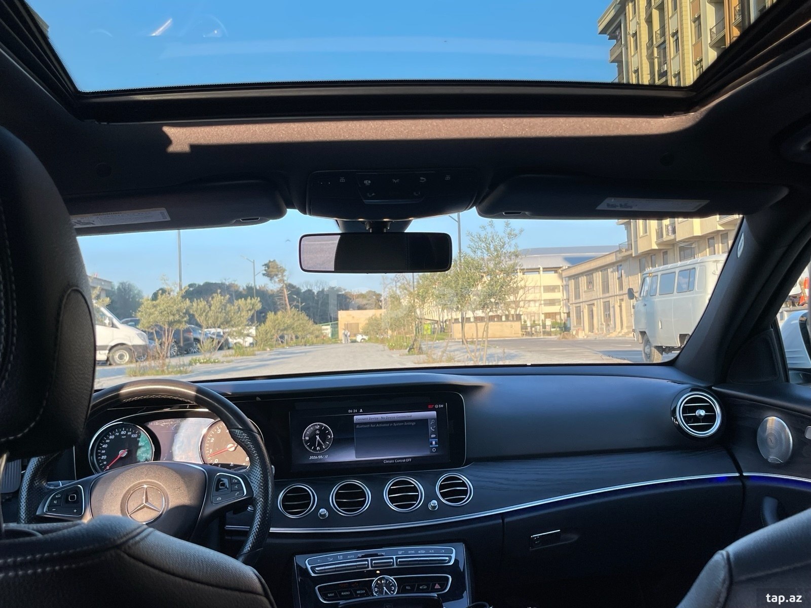 Mercedes E 300, 2017 il (9)
