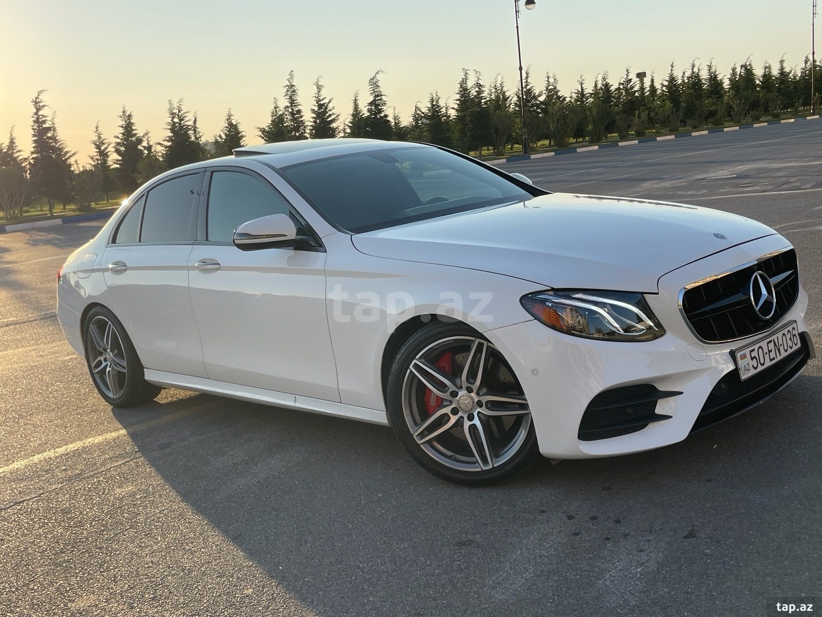 Mercedes E 300, 2017 il (3)