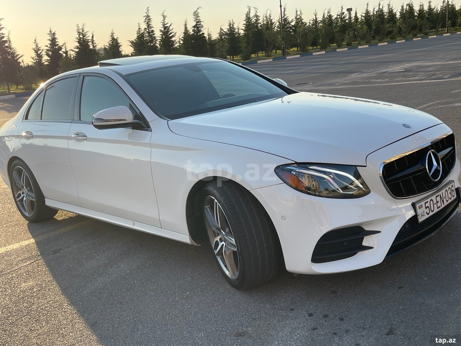 Mercedes E 300, 2017 il (4)