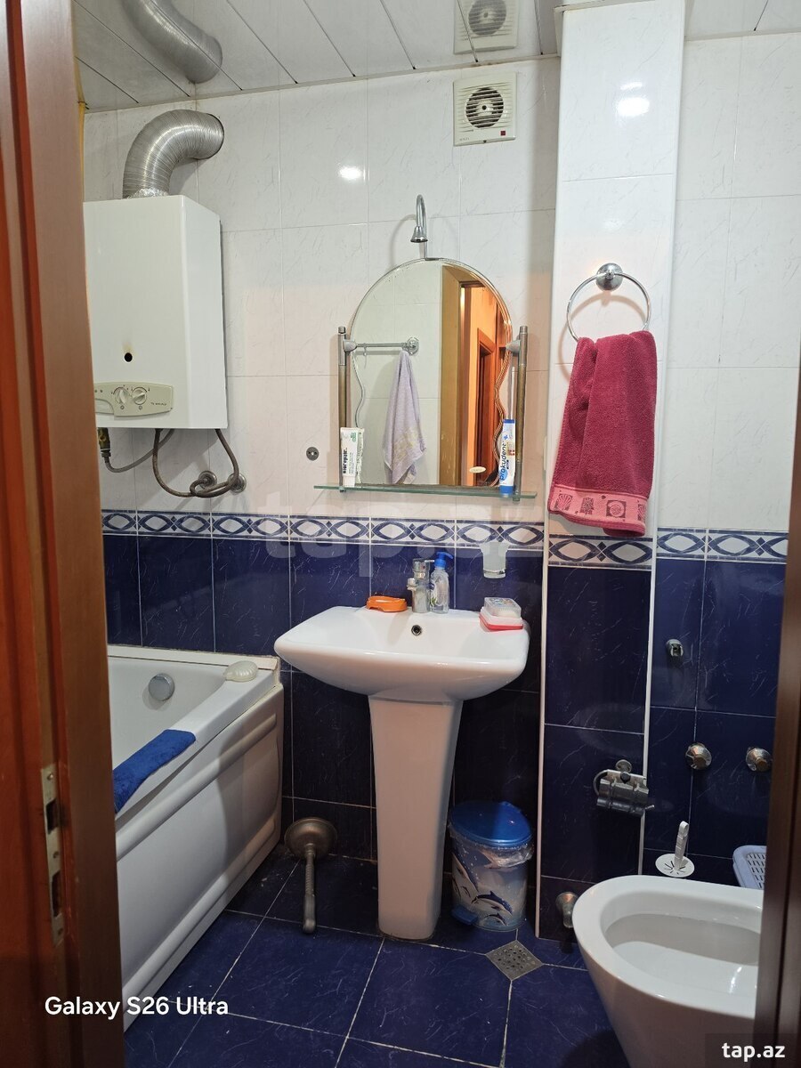 4-otaqlı mənzil, İnşaatçılar pr., 90 m² (6)