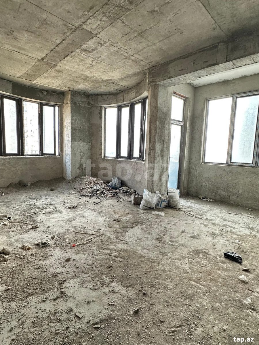 3-otaqlı yeni tikili, H.Aslanov m., 129 m²