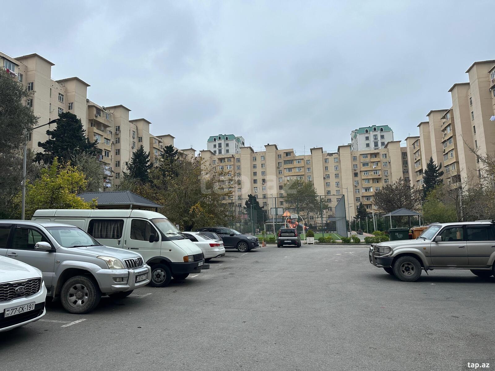 3-otaqlı mənzil, Cavanşir küç., 80 m²