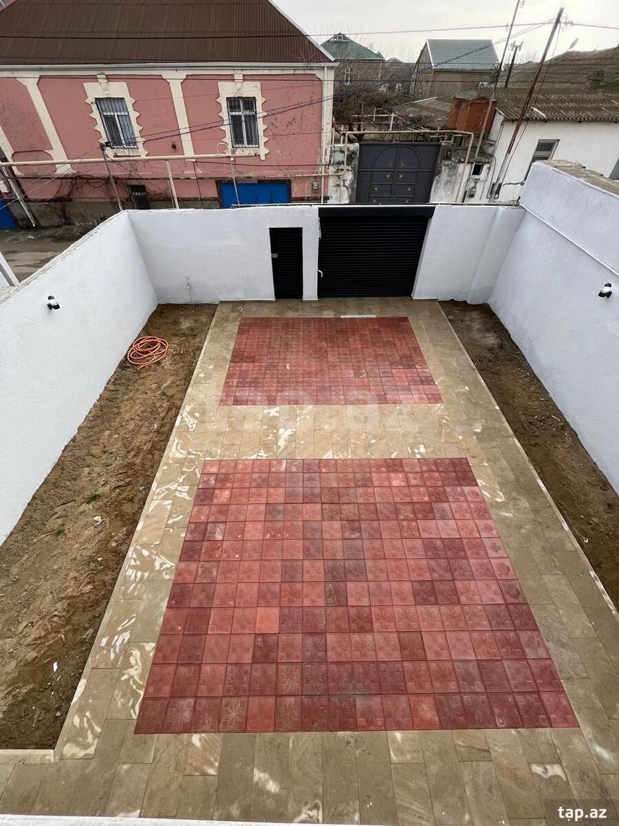 Həyət evi, Binə qəs. (16)