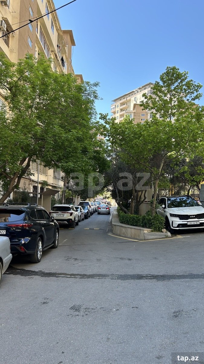 2-otaqlı mənzil, Ə.Əhmədov küç., 49 m²