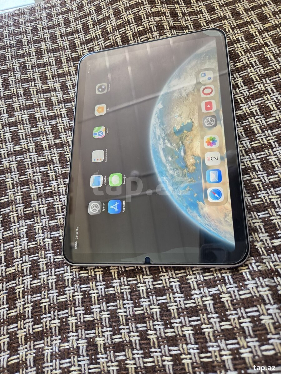 Apple iPad mini (2024) Space Gray 128GB (2)