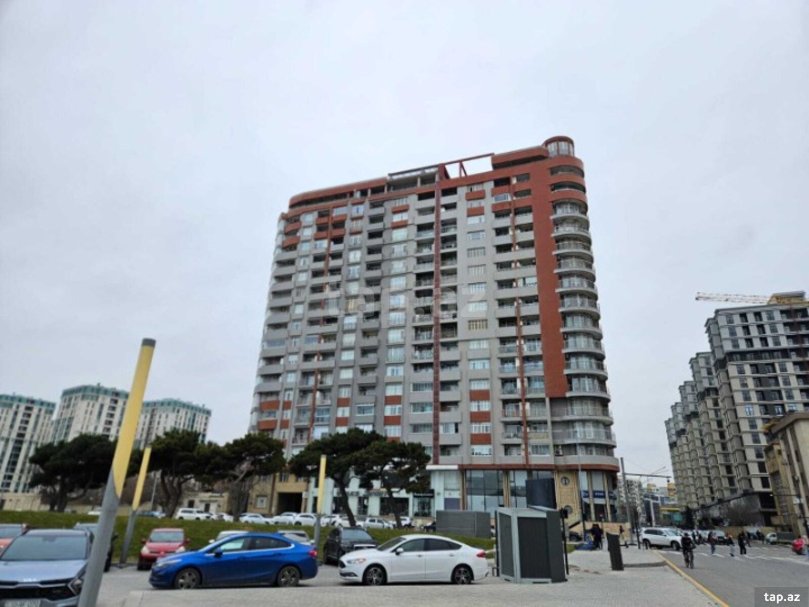 3-otaqlı yeni tikili, Həsənoğlu küçəsi, 128 m²