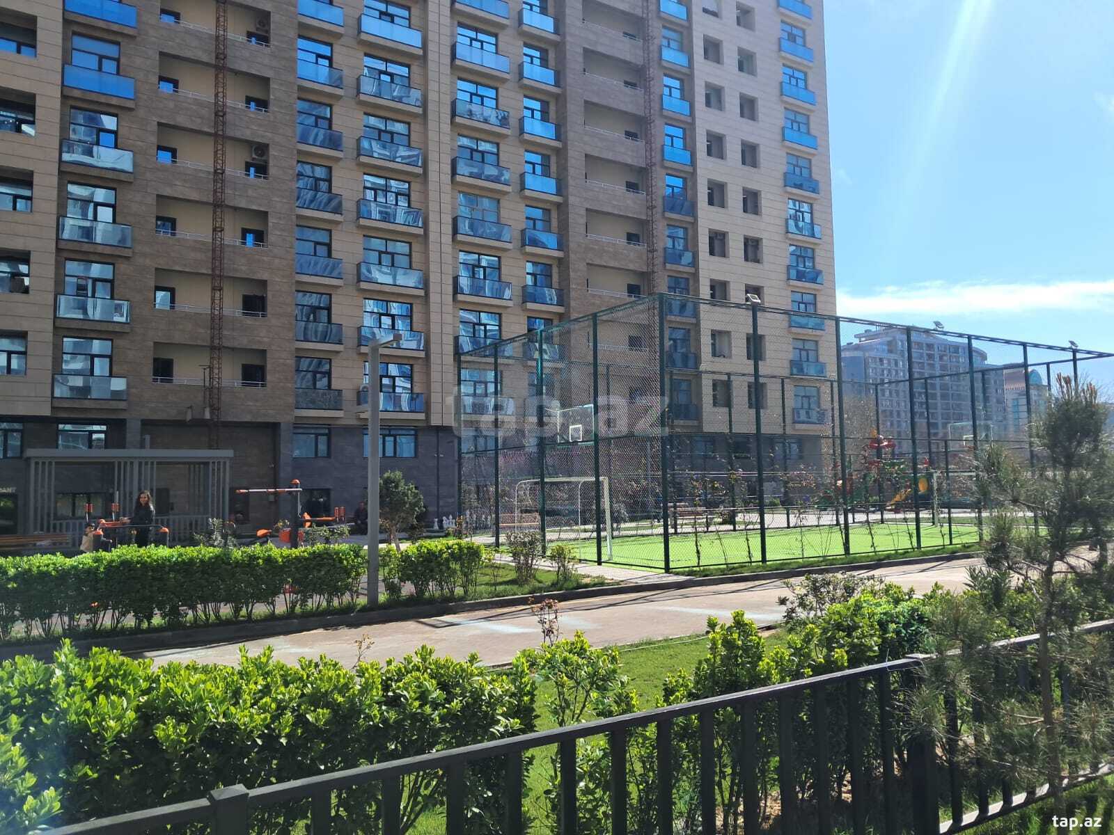 2-otaqlı yeni tikili, Azadlıq pr., 92 m²