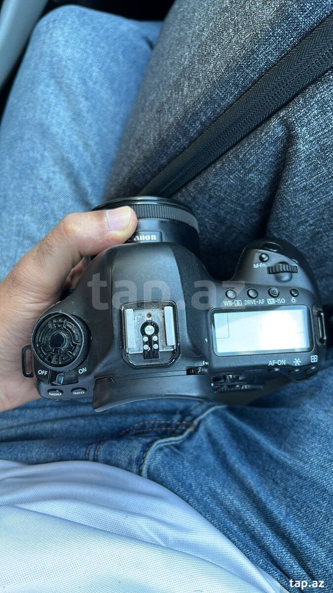 Fotoaparat Canon 5D Mark 4 (6)