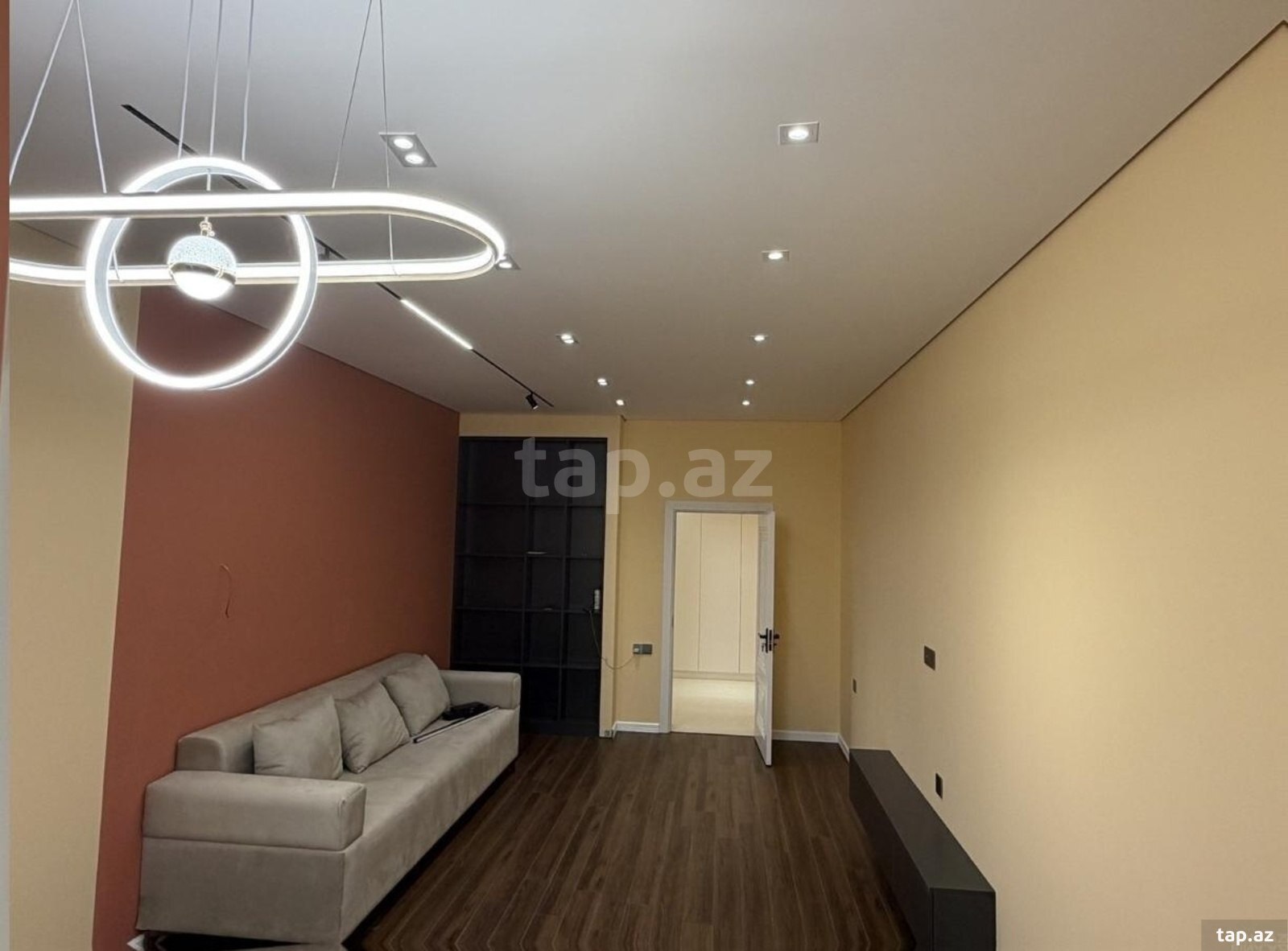 3-otaqlı yeni tikili kirayə verilir, Elşen Süleymanov küç, 140 m²