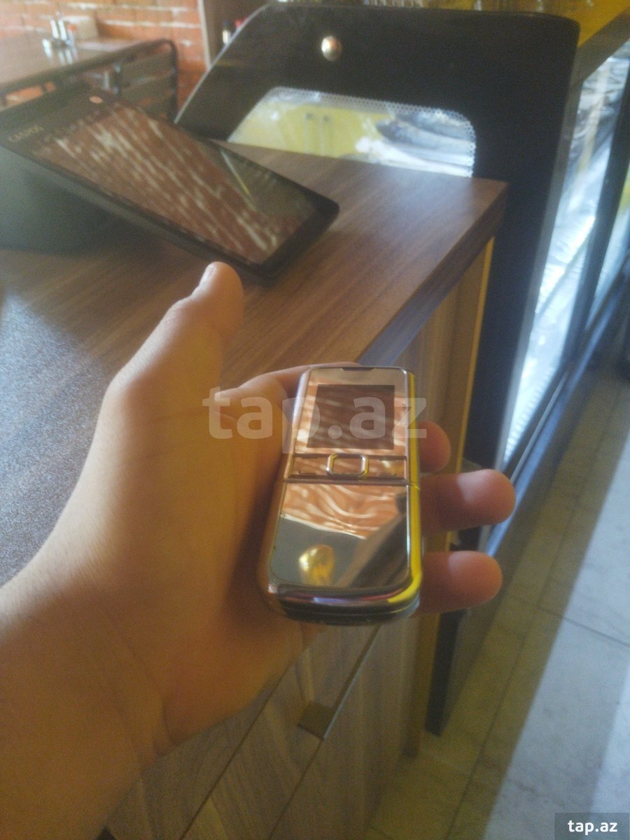 Nokia 8800 Silver (4)