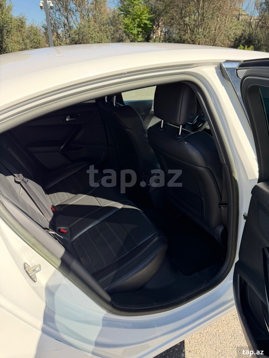 Peugeot 508, 2013 il (13)