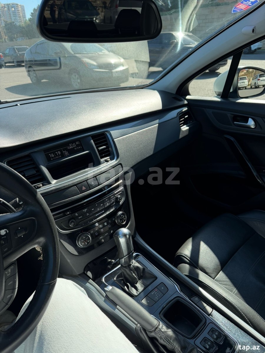 Peugeot 508, 2013 il (14)