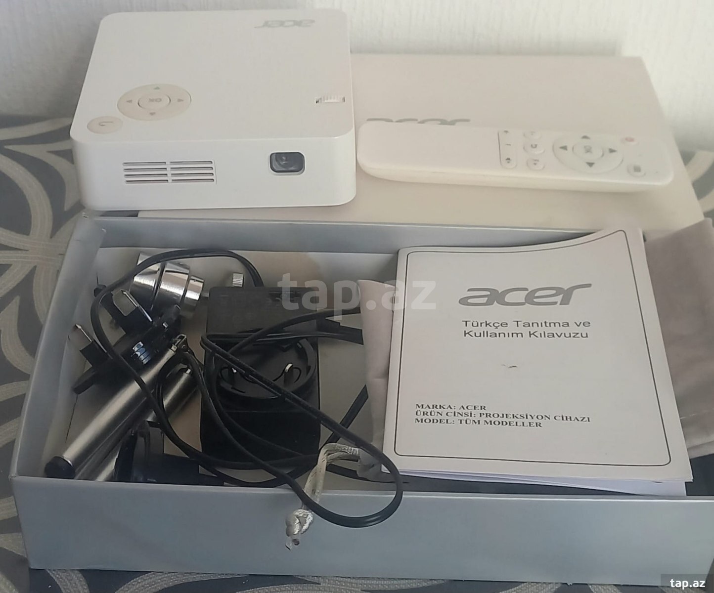 Portativ mini proyektor Acer C202i (LED Projector) (2)