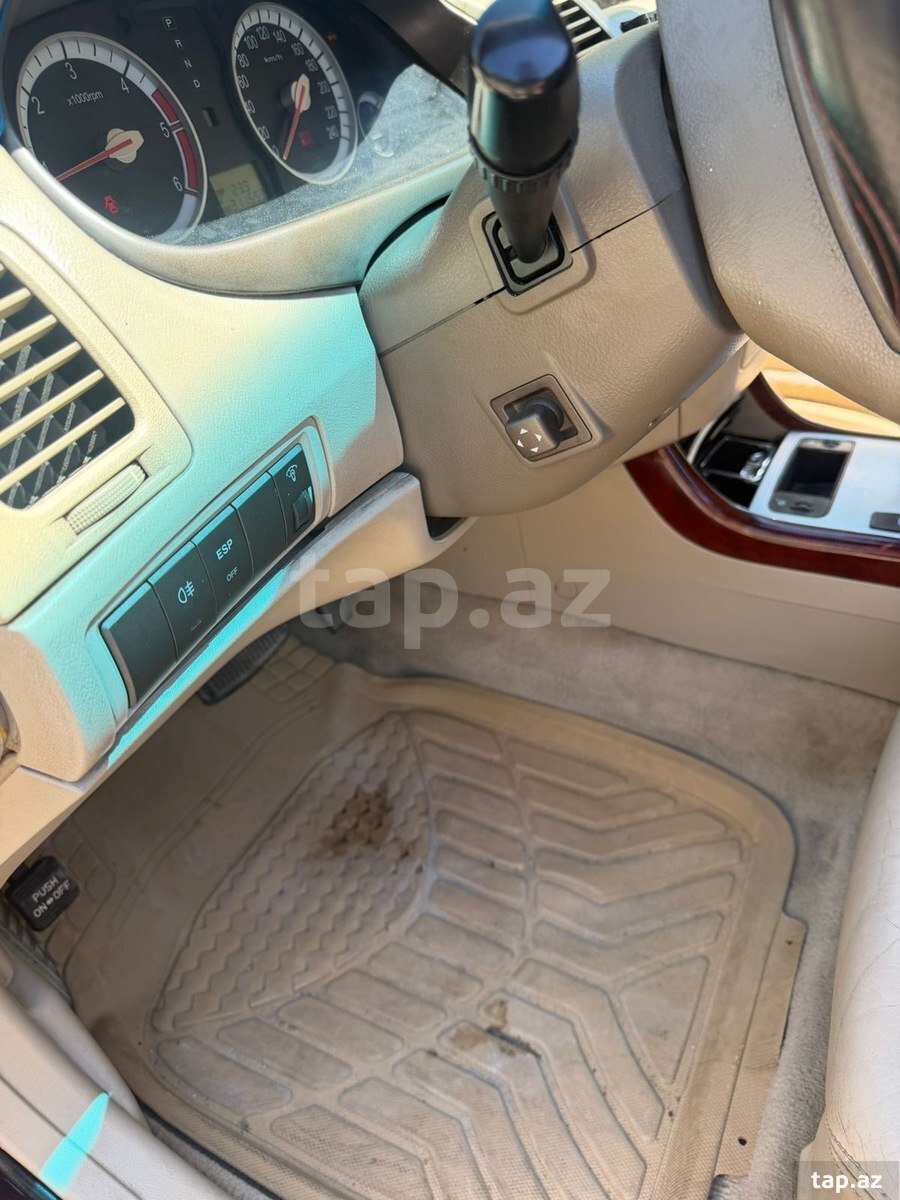 Hyundai Grandeur, 2006 il (9)
