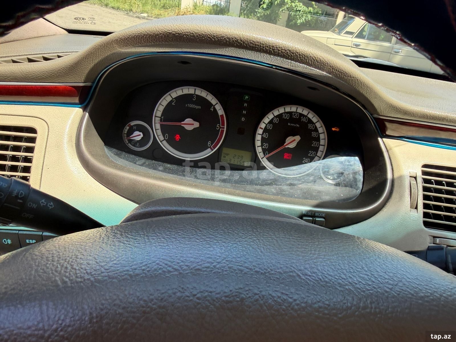 Hyundai Grandeur, 2006 il (12)