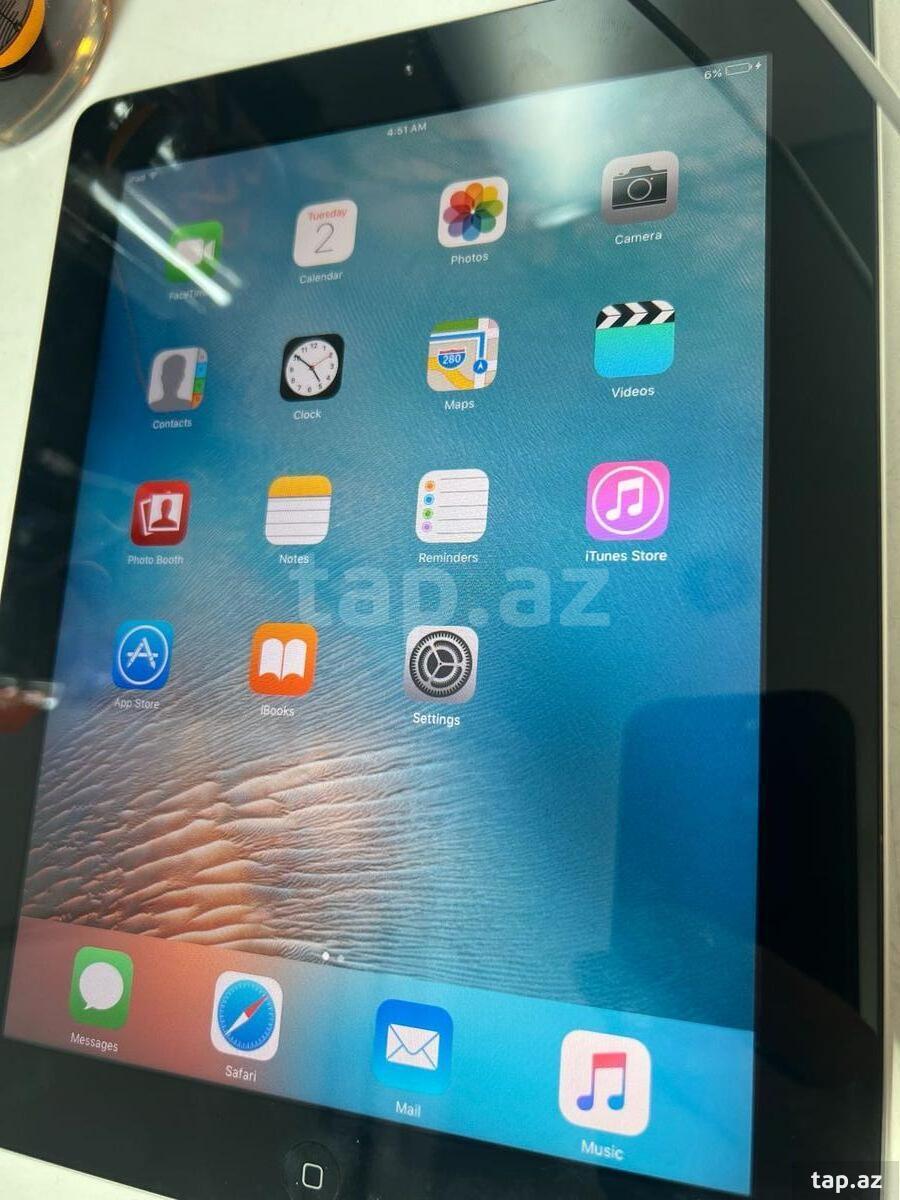 iPad 2 Wi-Fi 32GB (2)