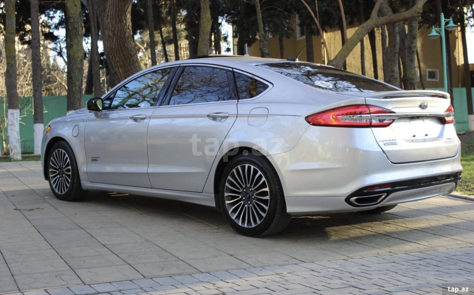 Ford Fusion, 2017 il (8)