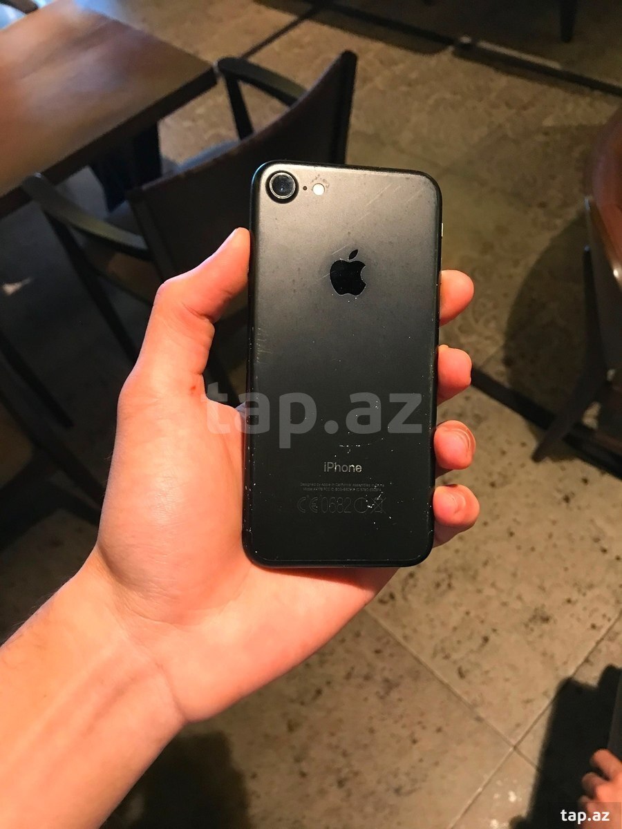 Apple iPhone 7 Black 128GB