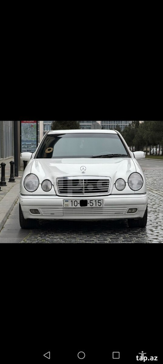 Mercedes E 280, 1997 il (9)