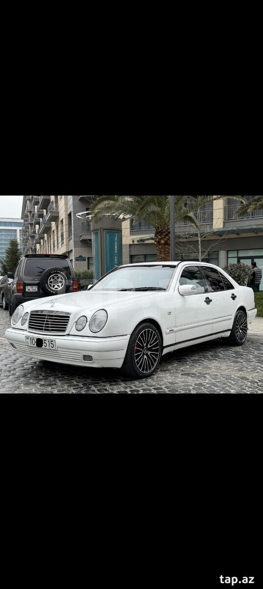 Mercedes E 280, 1997 il (13)