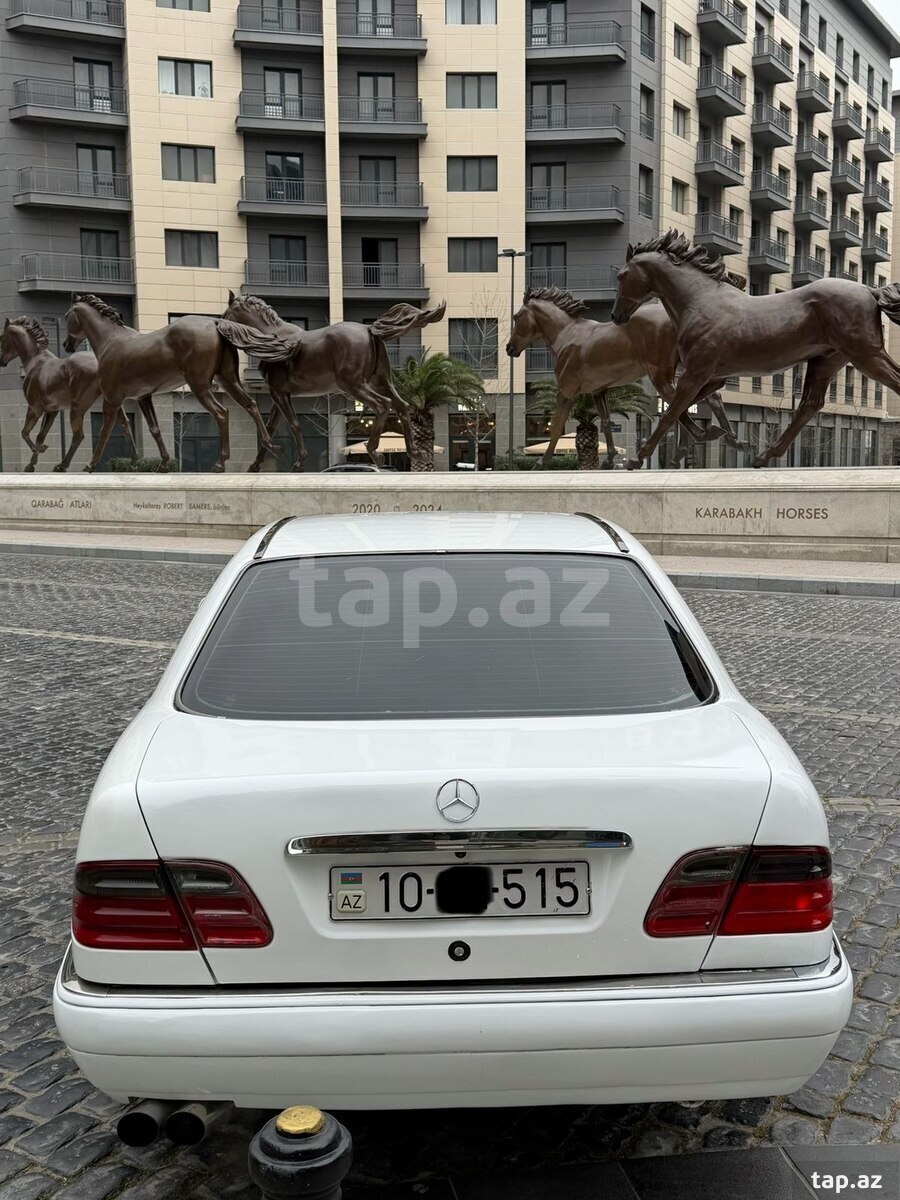 Mercedes E 280, 1997 il (17)