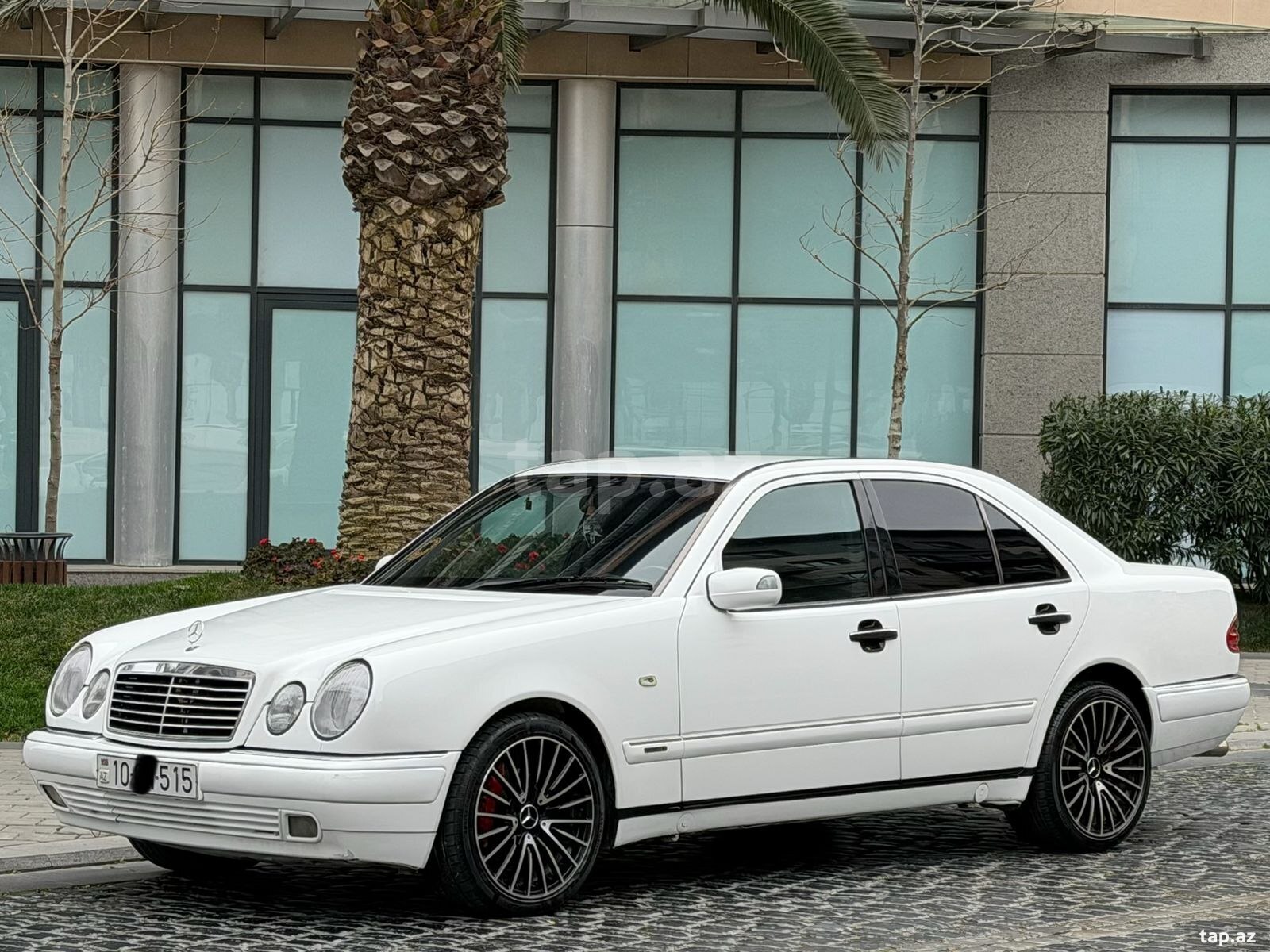 Mercedes E 280, 1997 il (20)
