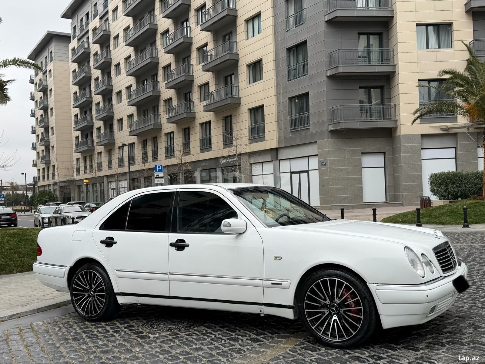 Mercedes E 280, 1997 il (22)