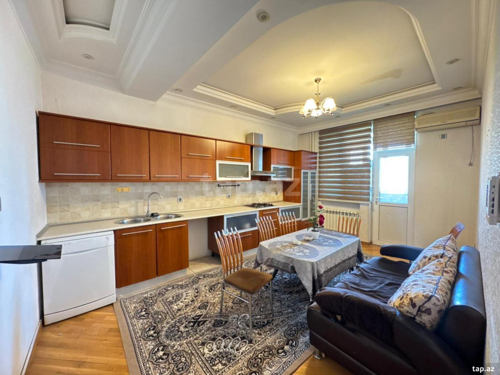 3-otaqlı yeni tikili, Seyid Əzim Şirvani küç., 112 m²