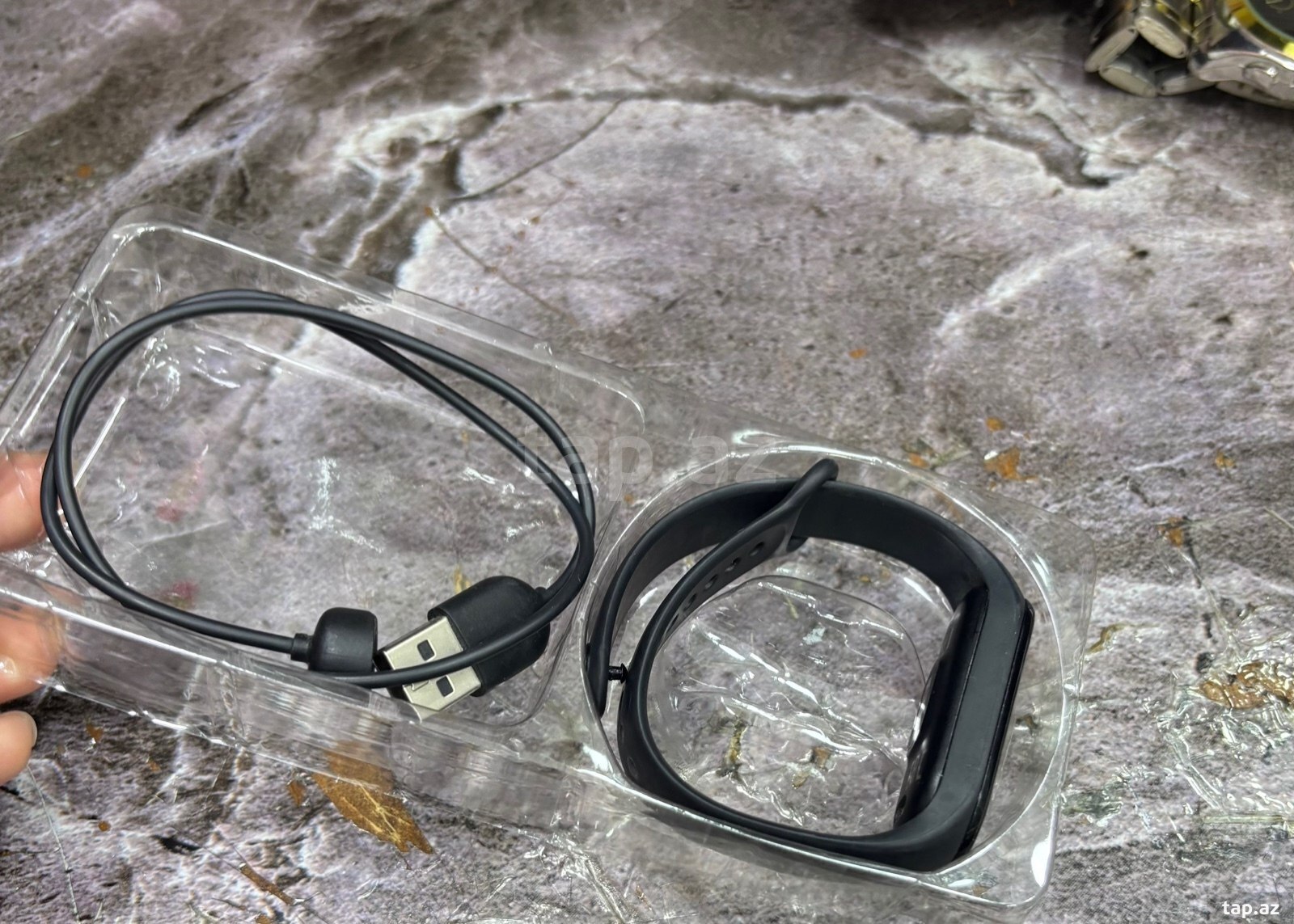 Xiaomi Mi Band 6 Black (2)