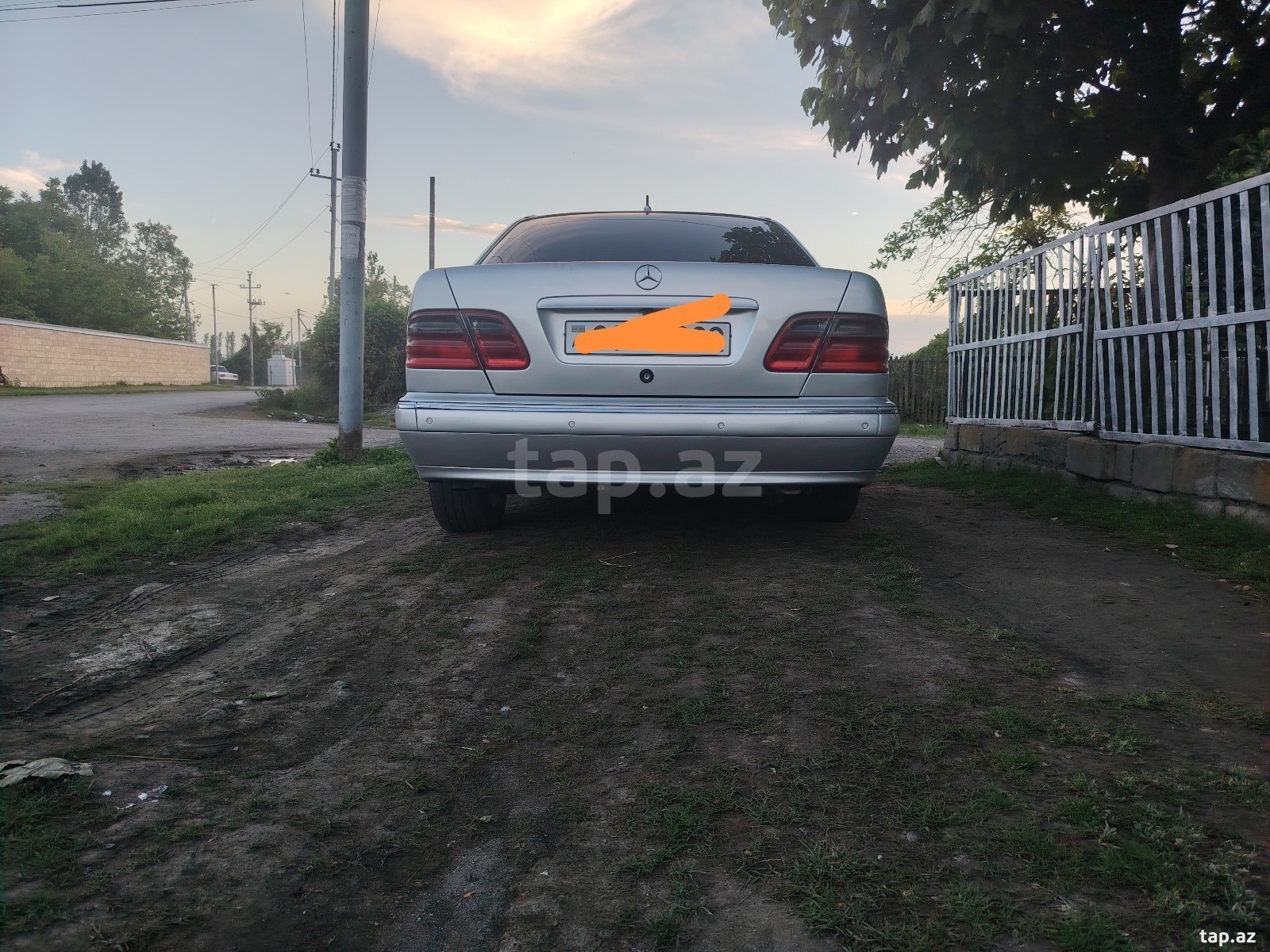 Mercedes E 320, 2000 il (5)