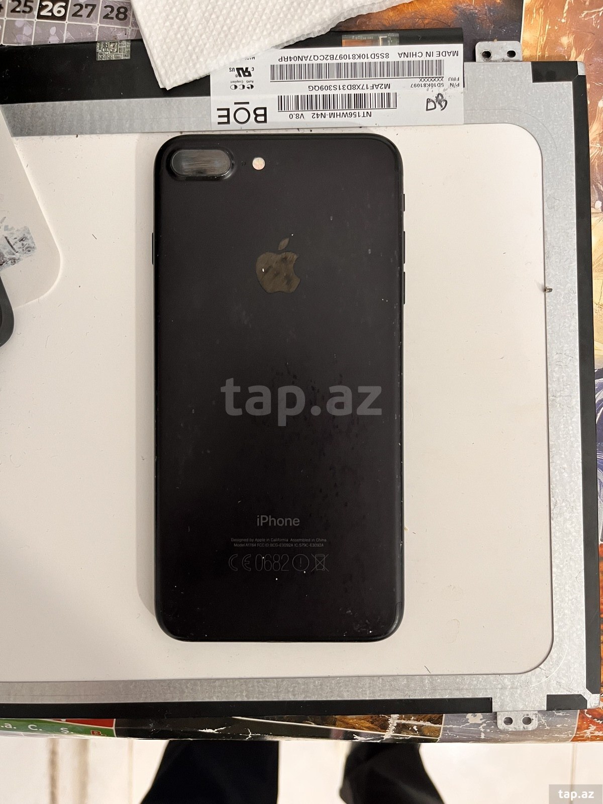 Apple iPhone 7 Plus Black 32GB (2)