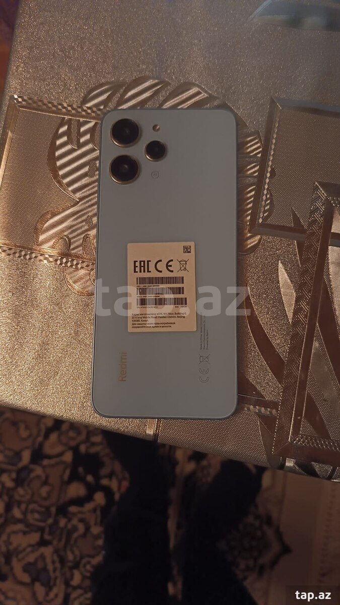 Xiaomi 12 Blue 128GB/8GB (3)