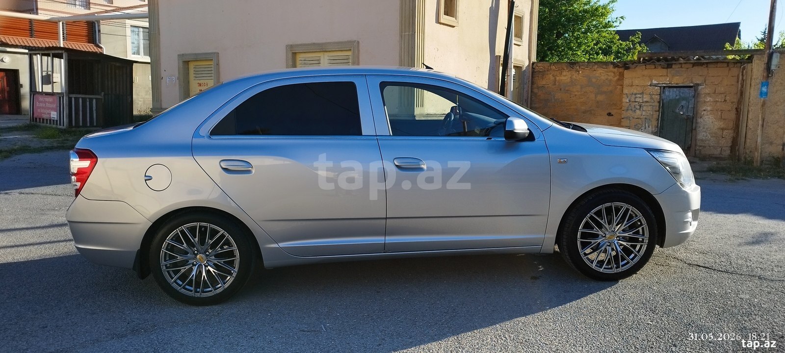 Chevrolet Cobalt, 2022 il (5)