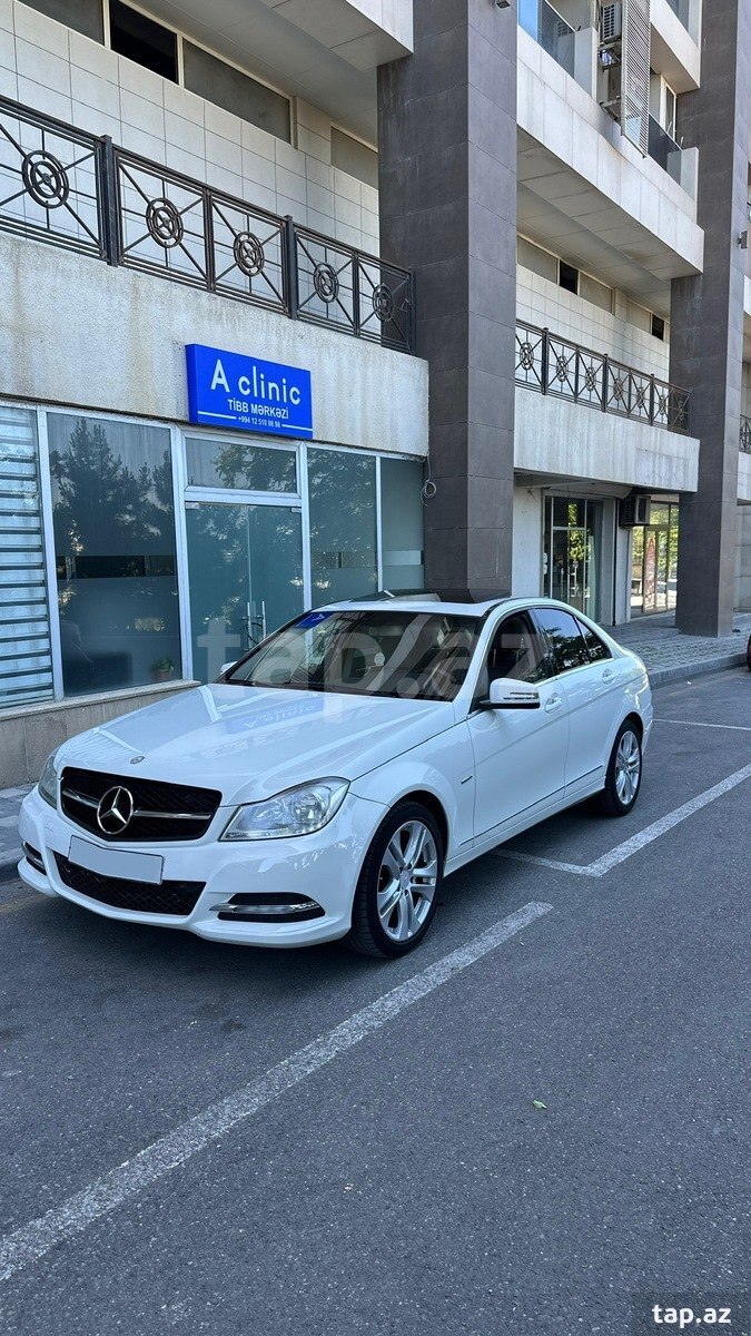 Mercedes C 250, 2012 il (2)