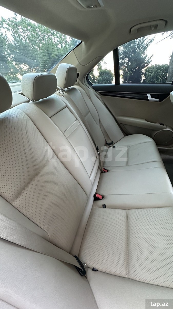 Mercedes C 250, 2012 il (3)