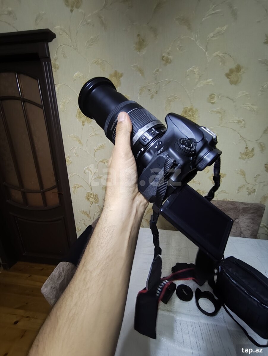 Fotoaparat Canon 60D  (9)