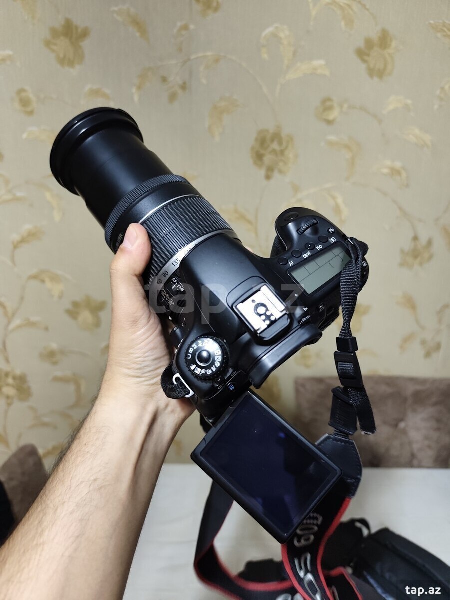 Fotoaparat Canon 60D  (10)