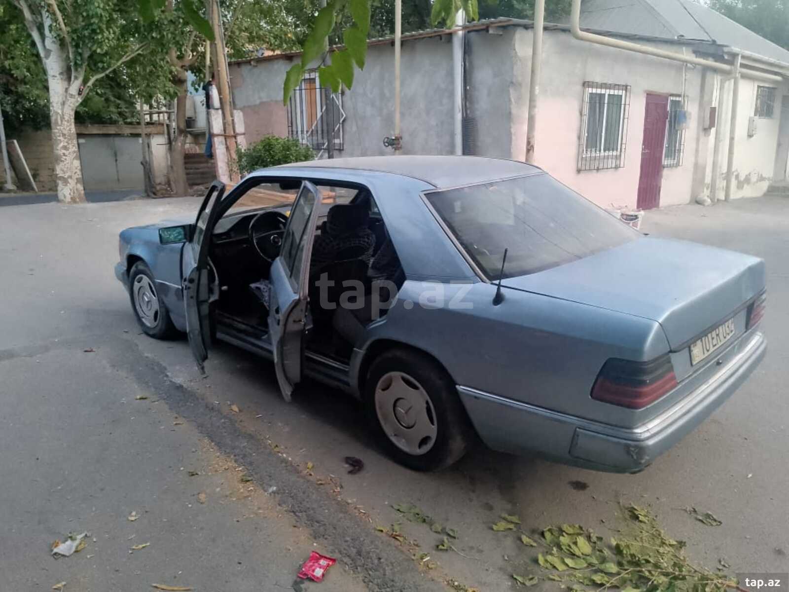 Mercedes 250 D, 1986 il (5)