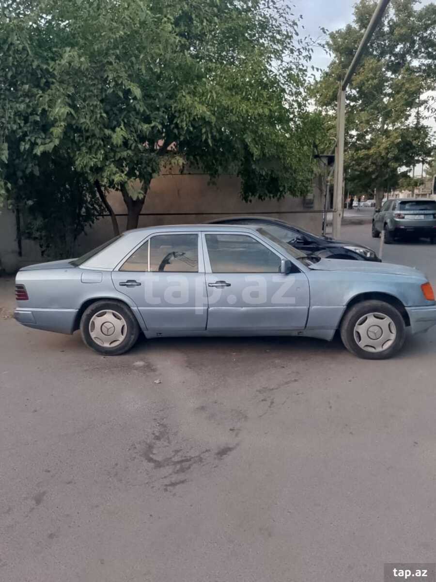 Mercedes 250 D, 1986 il (4)