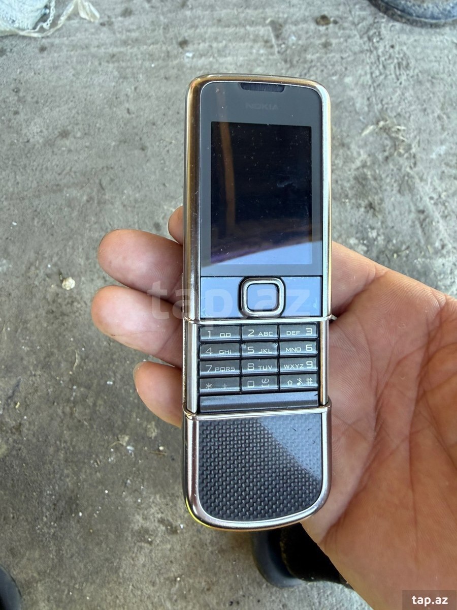 Nokia 8800 Carbon Arte (6)