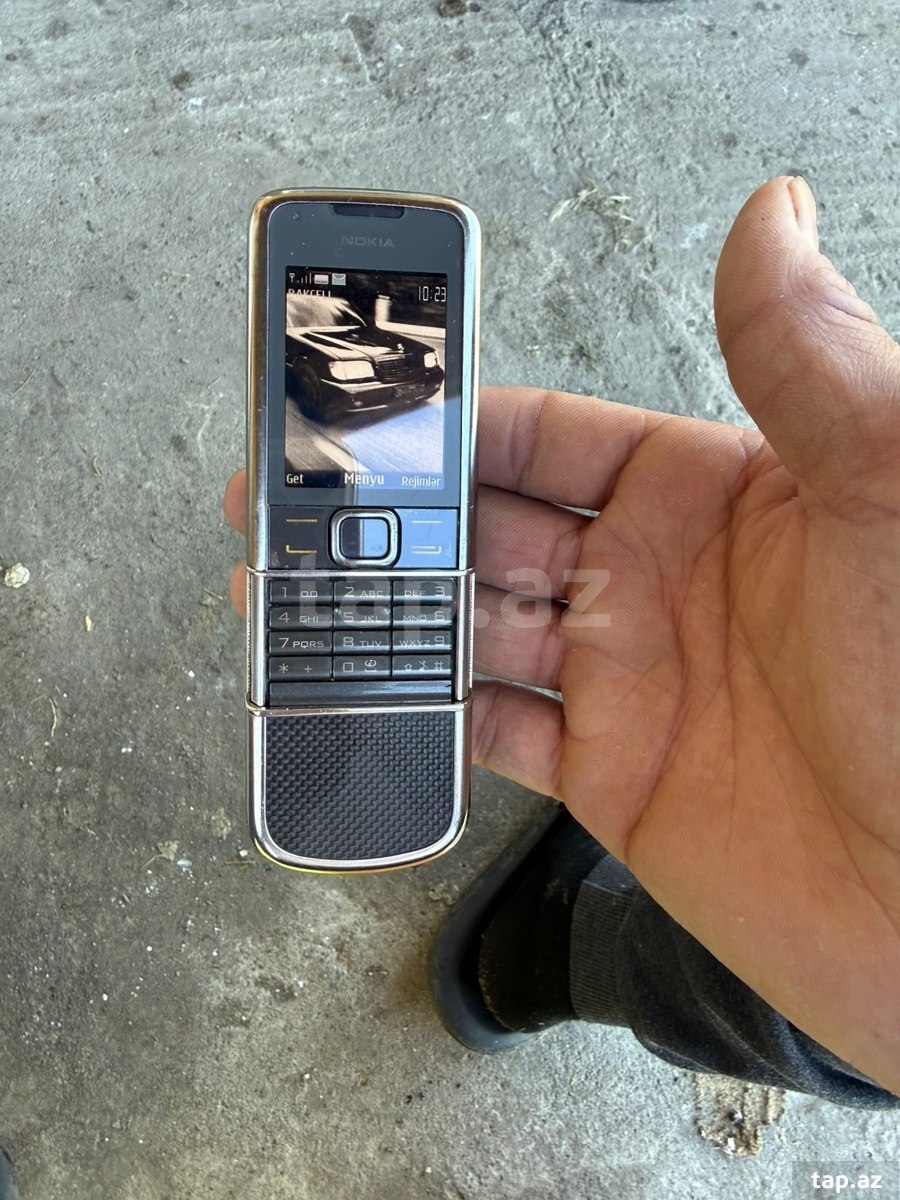 Nokia 8800 Carbon Arte