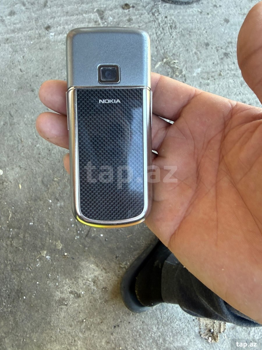 Nokia 8800 Carbon Arte (4)