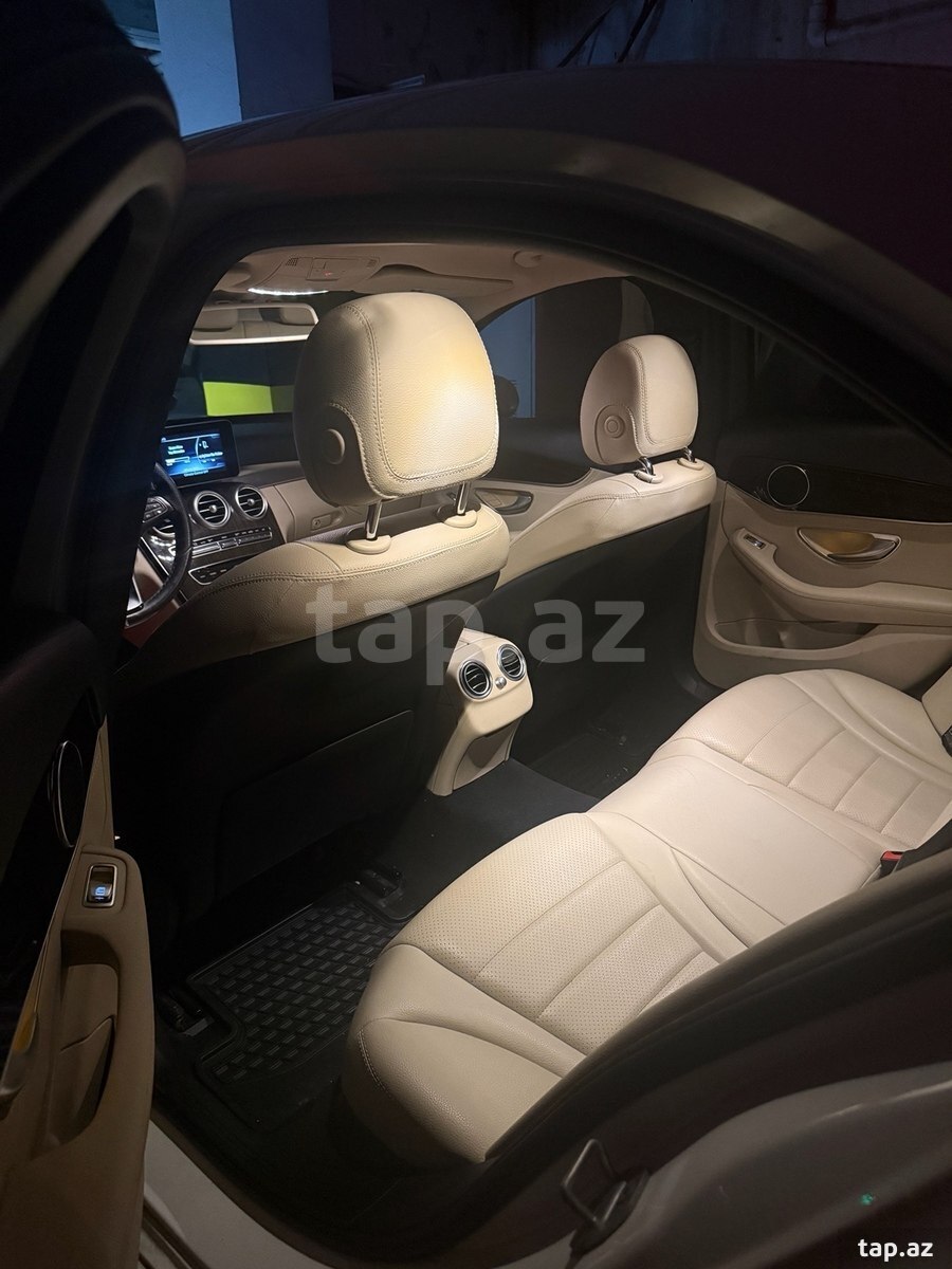 Mercedes C 300, 2016 il (9)