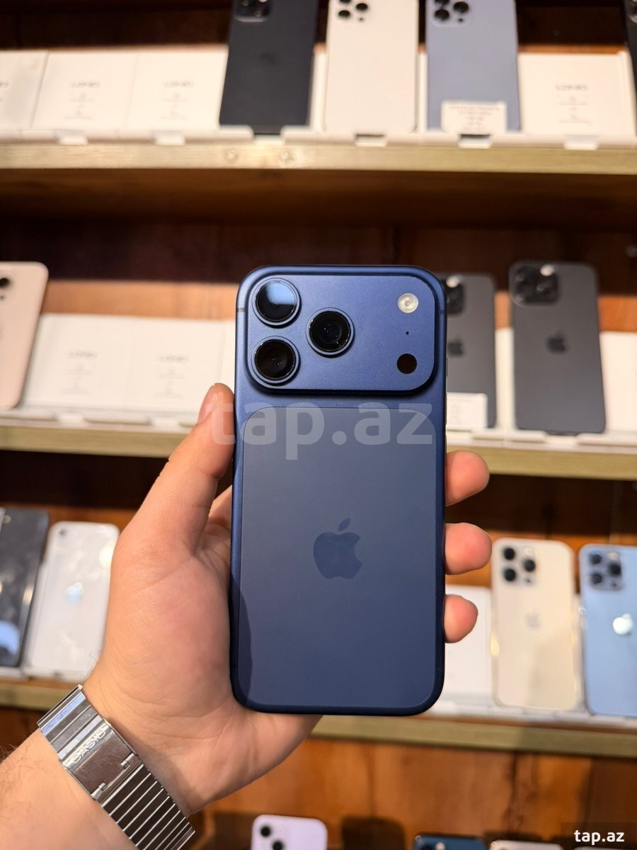 Apple iPhone 17 Pro Deep Blue 256GB/12GB