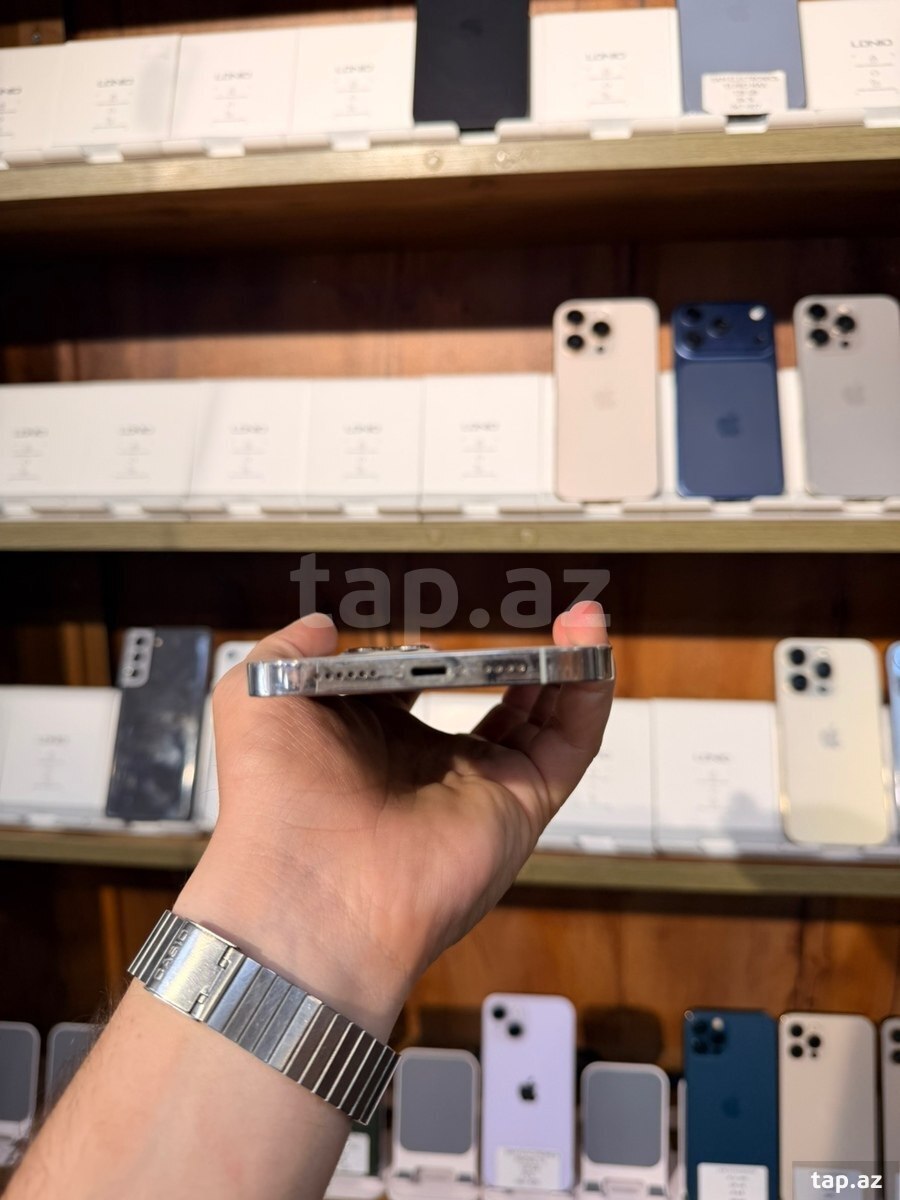 Apple iPhone 12 Pro Max Silver 256GB/6GB (5)