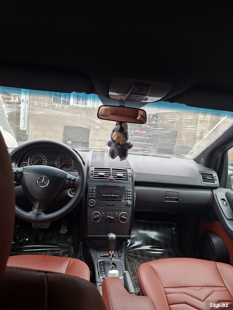 Mercedes A 170, 2005 il (8)